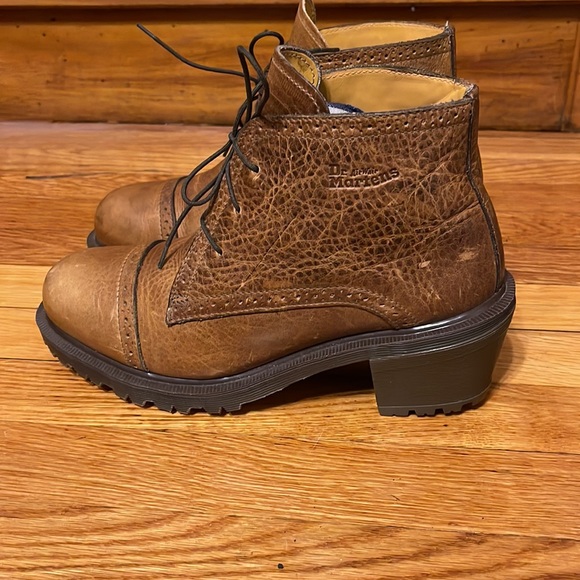 Dr. Martens MIE Granny Brogue Y2K Block Heel Ankle Boots UK 7/US10 - Picture 2 of 14